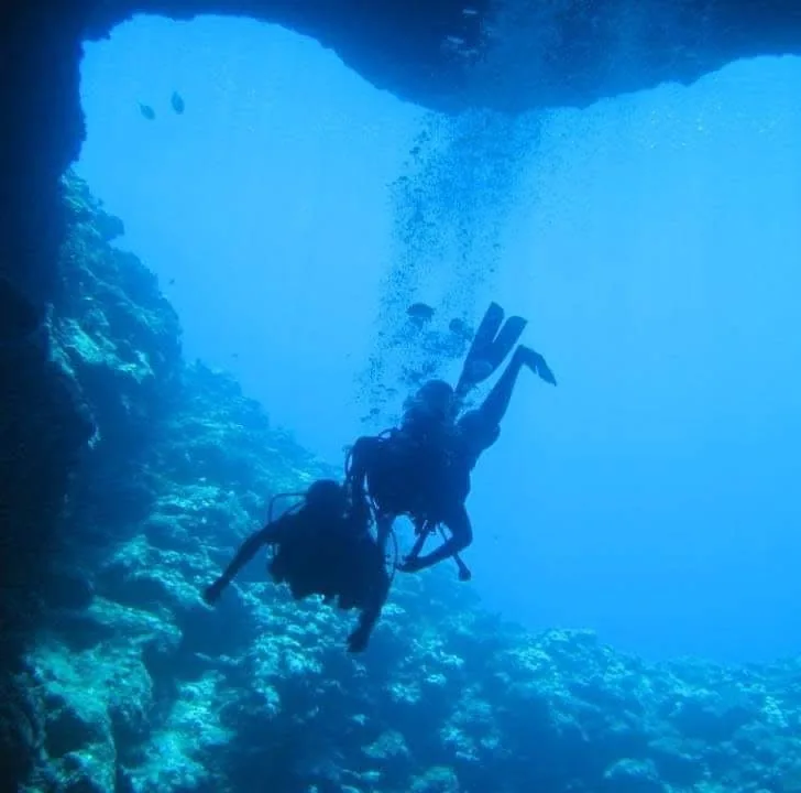 Richard Haid scuba diving in Vava'u, Tonga.